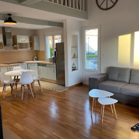 Maison Individuel A A Deux Minutes A Pied De La Gare De Dauville Holiday home *